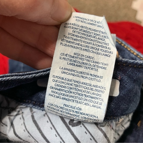 SEVEN7 Tower Straight‎ Crop Jeans dark wash. Size 4 - Picture 11 of 12